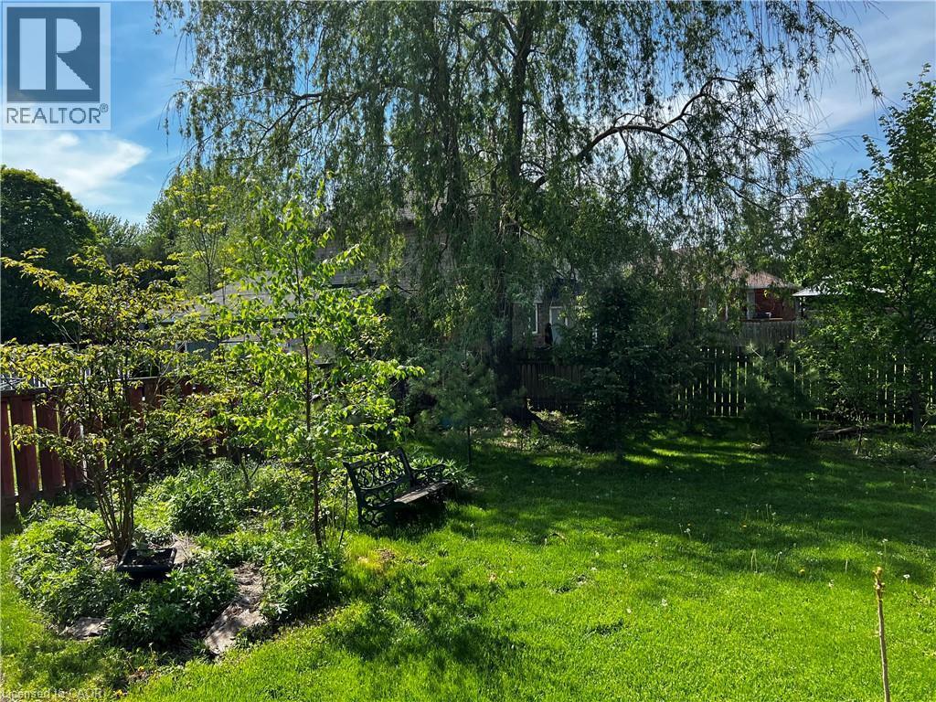 304 Daniel Crescent, Elora, ON