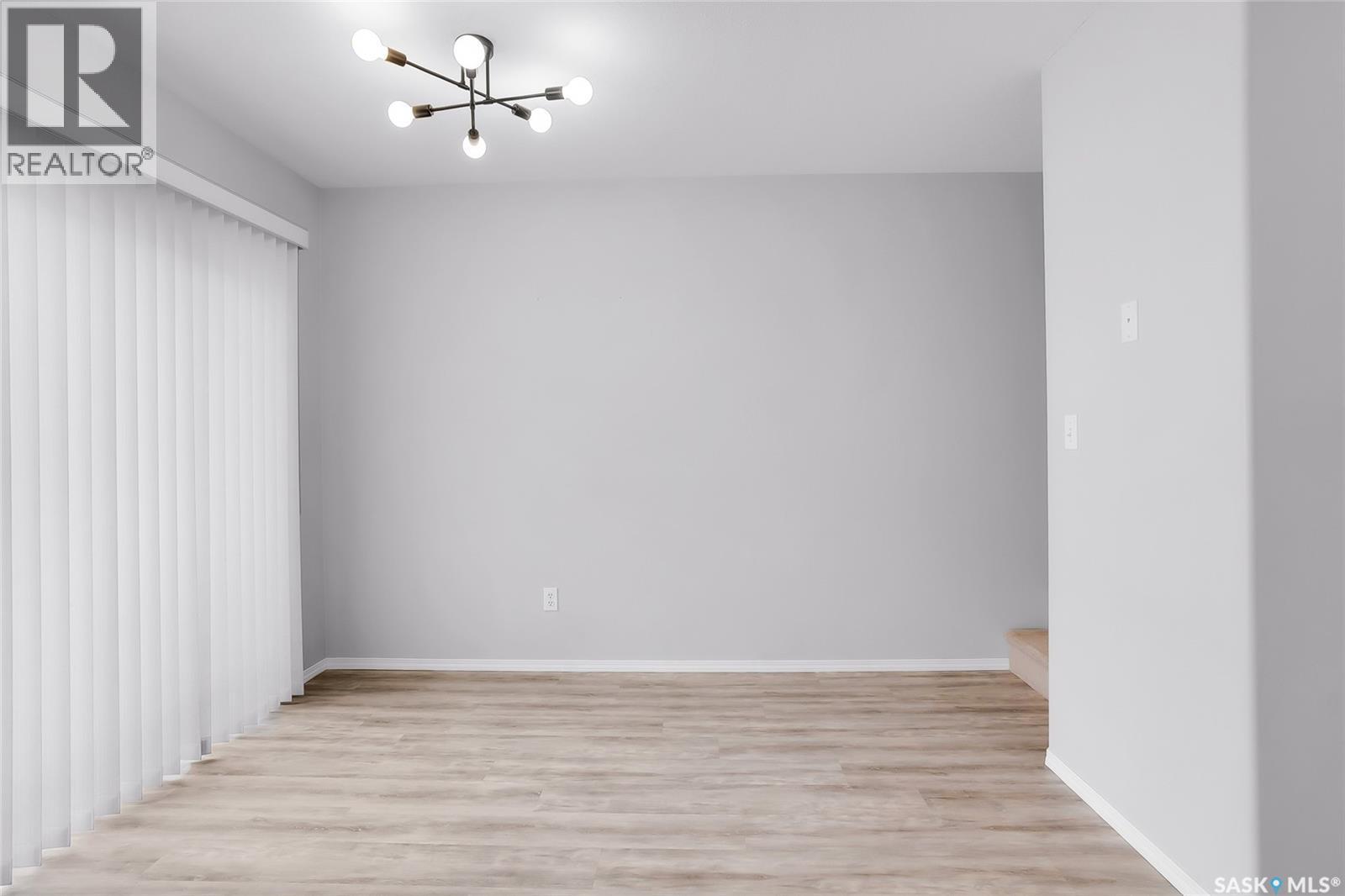 2 102 Pawlychenko Lane, Saskatoon, SK