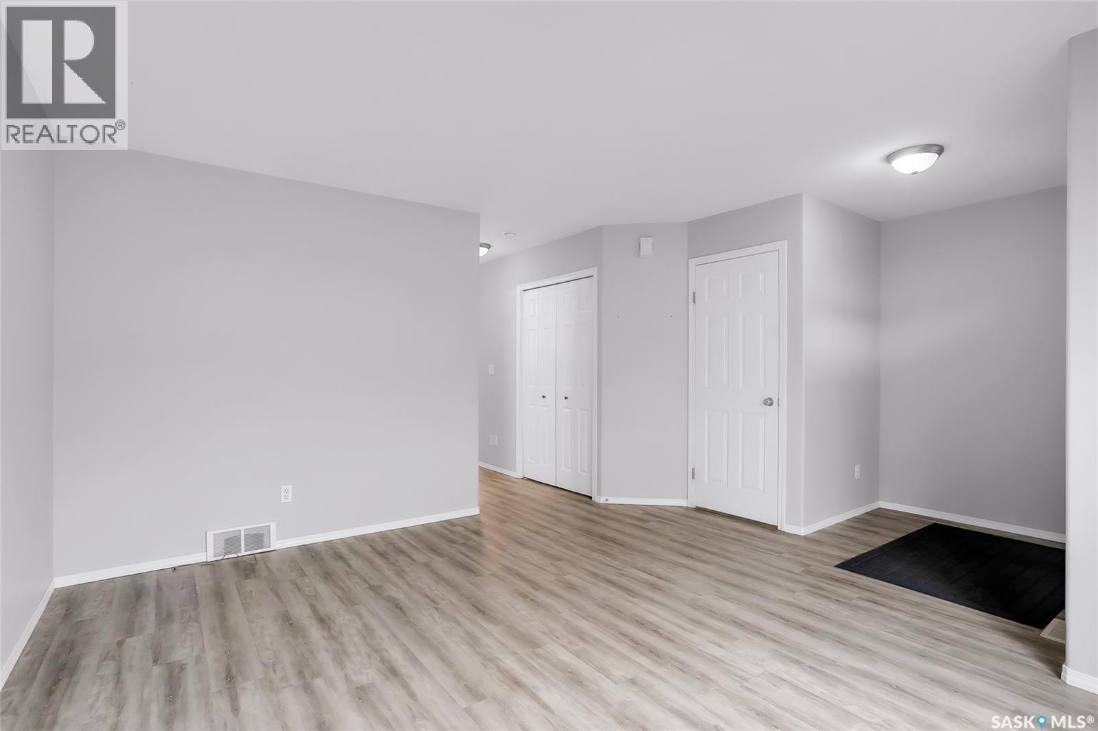 2 102 Pawlychenko Lane, Saskatoon, SK