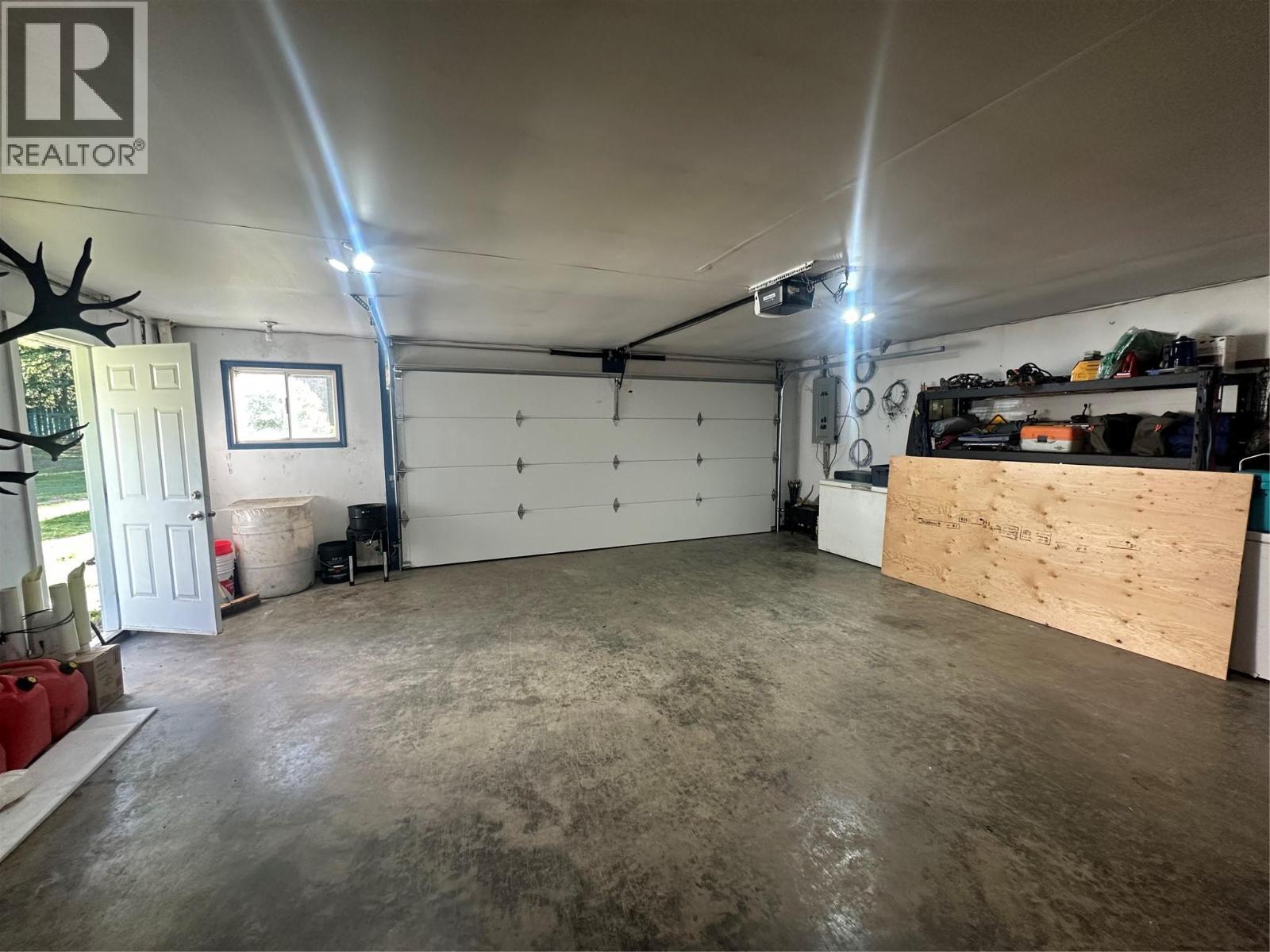 6766 Dokkie Access Road, Chetwynd, BC