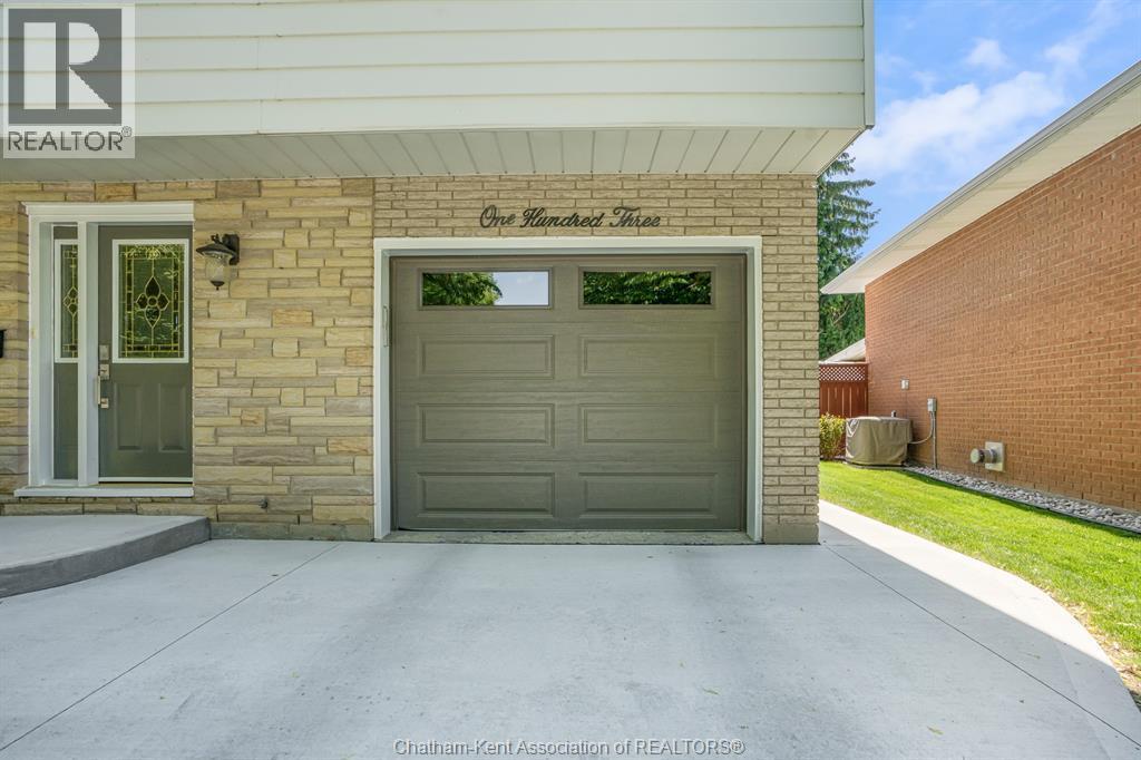 103 Cardinal Crescent, Chatham, ON