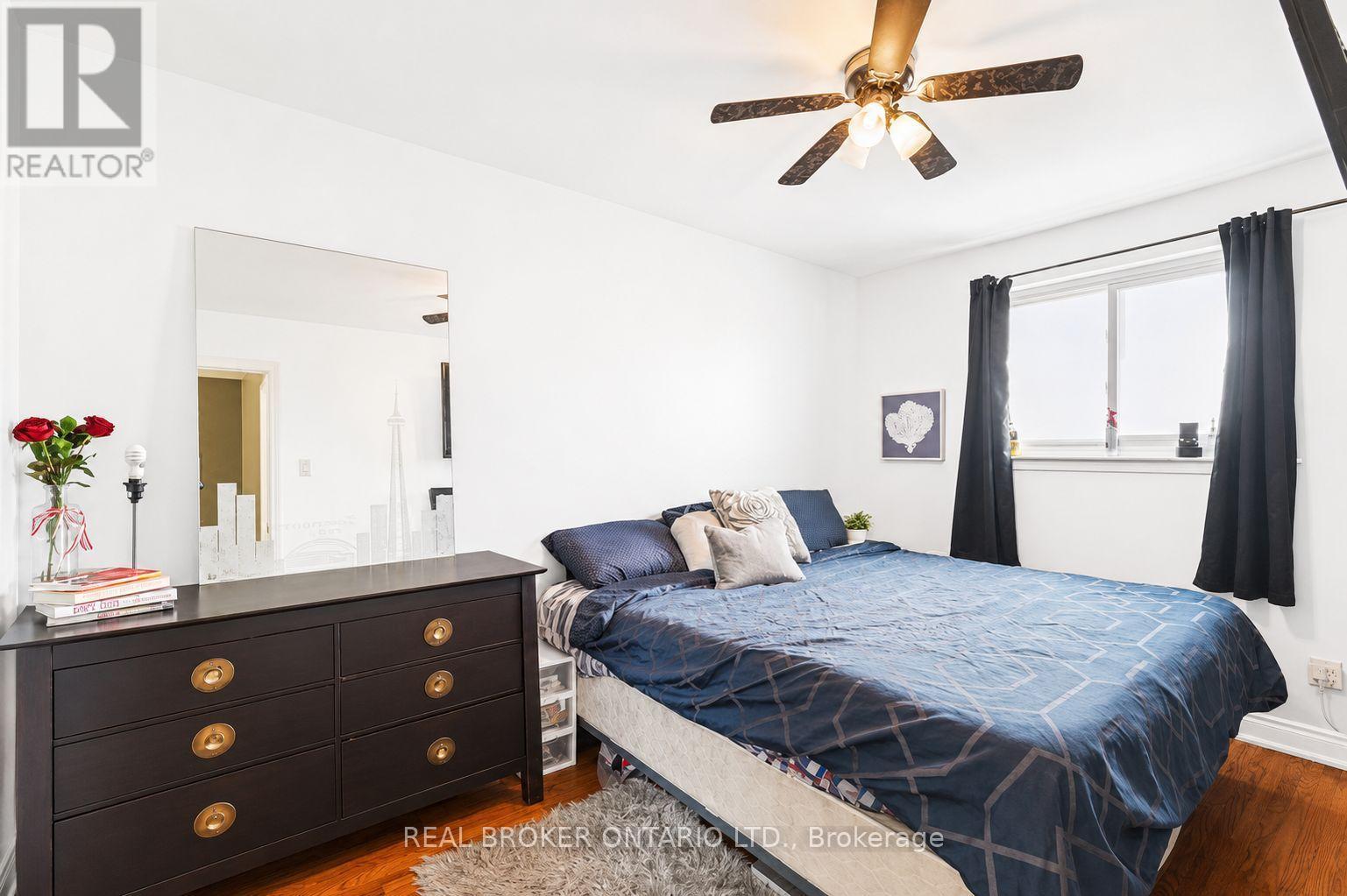Bedroom 2 - 3106 Redbank Crescent, Mississauga, ON