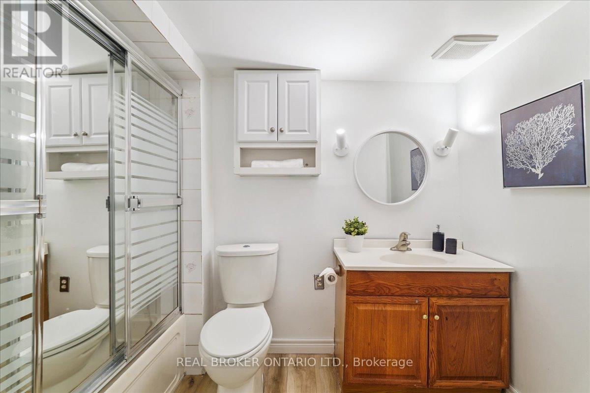 Basement Full Bathroom - 3106 Redbank Crescent, Mississauga, ON