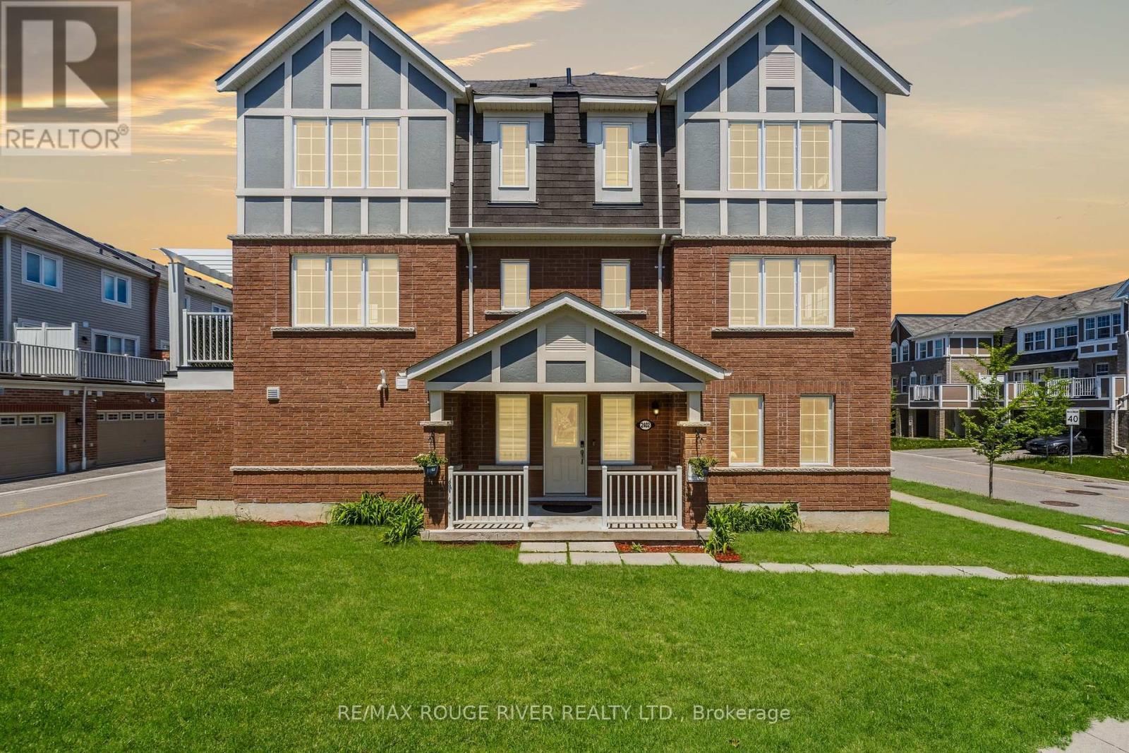 2402 Fall Harvest Crescent, Pickering, ON