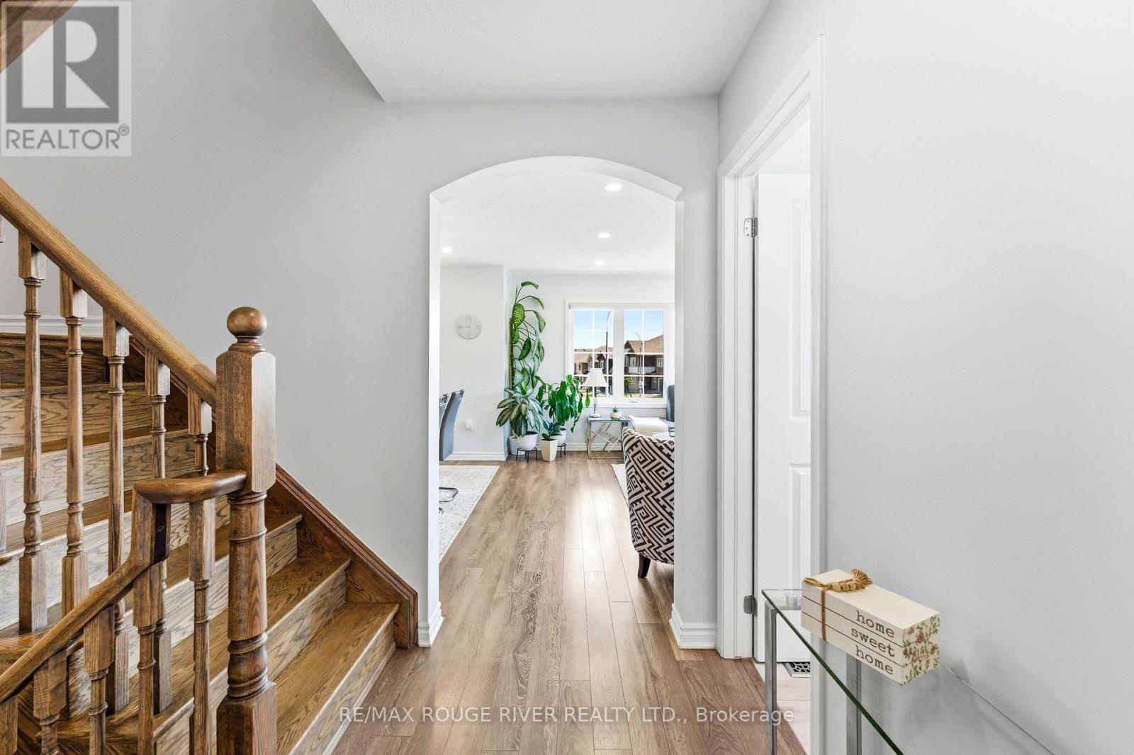 2402 Fall Harvest Crescent, Pickering, ON