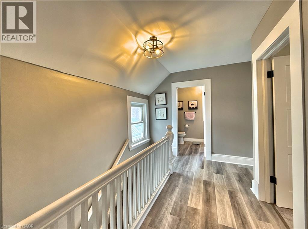 9 Fourth Avenue, St. Thomas, ON