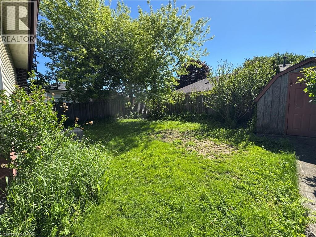 71 Hoover Crescent, Hamilton, ON