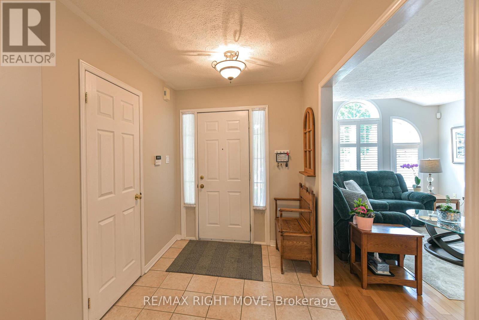 3170 Monarch Drive W, Orillia, ON