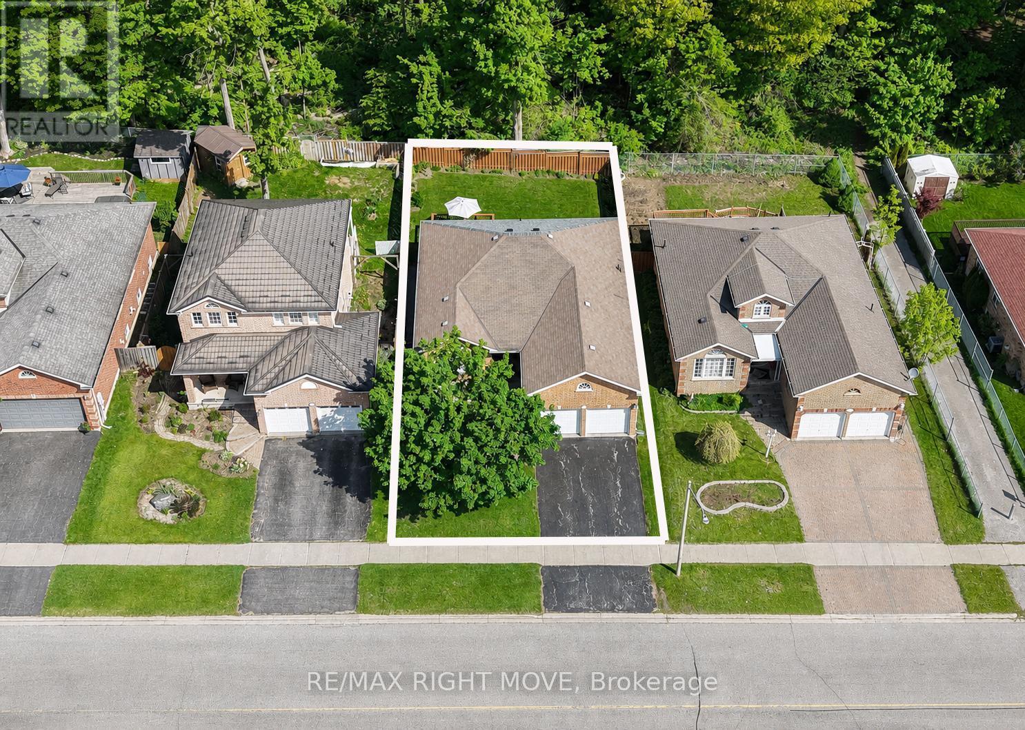 3170 Monarch Drive W, Orillia, ON