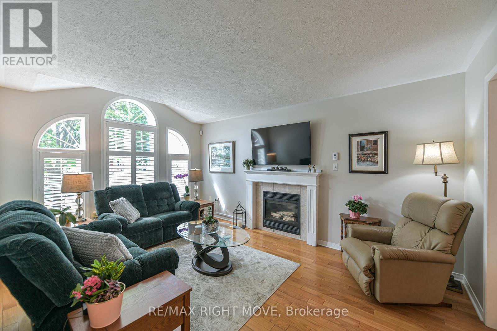 3170 Monarch Drive W, Orillia, ON