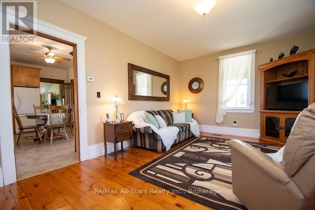 402 Mount Horeb Road, Kawartha Lakes (Manvers), ON
