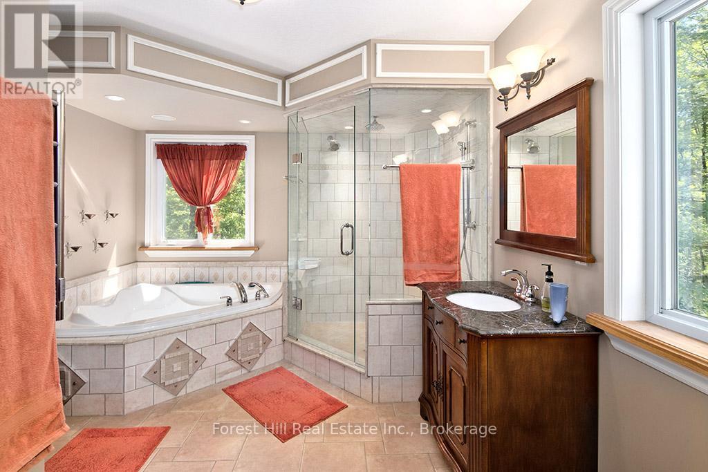 5pc ensuite - 157 Glen Fiddish Road, West Grey, ON - Indoor Photo Showing Bathroom