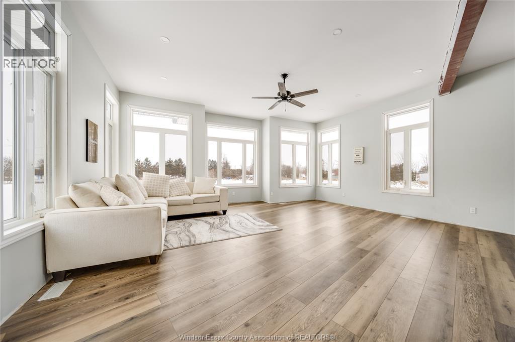 856 Talbot, Lakeshore, ON