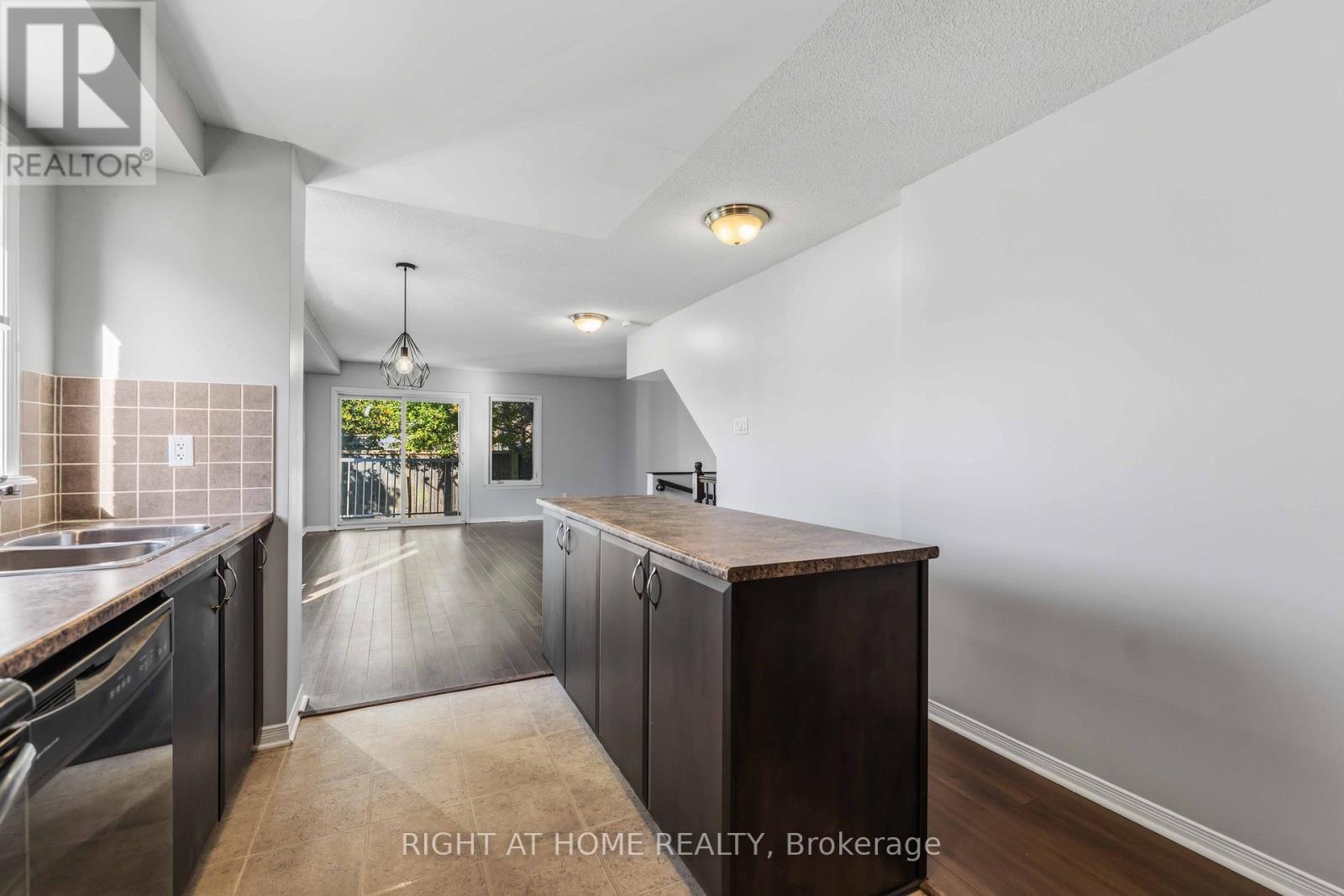 227 Keltie Private, Ottawa, ON
