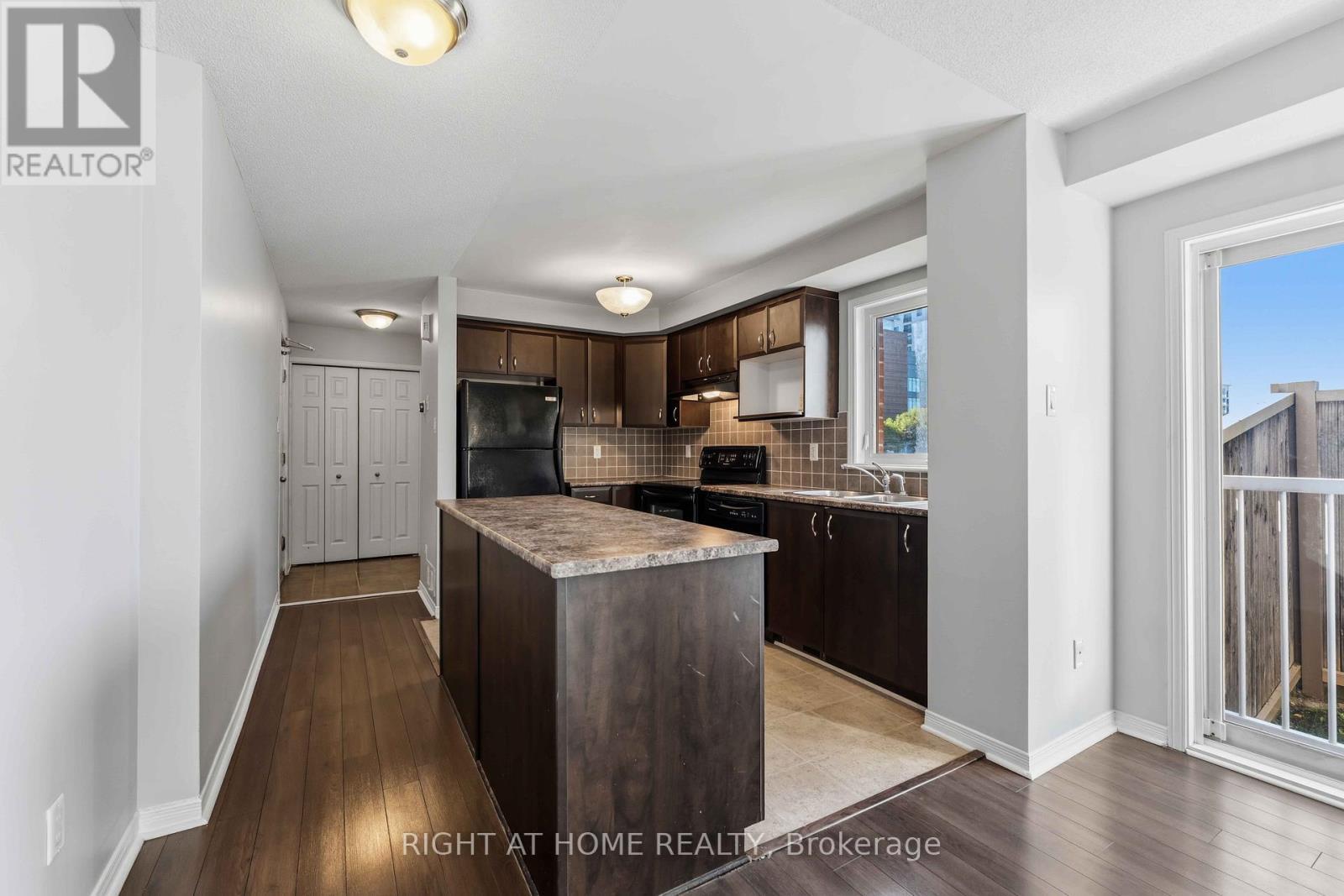 227 Keltie Private, Ottawa, ON