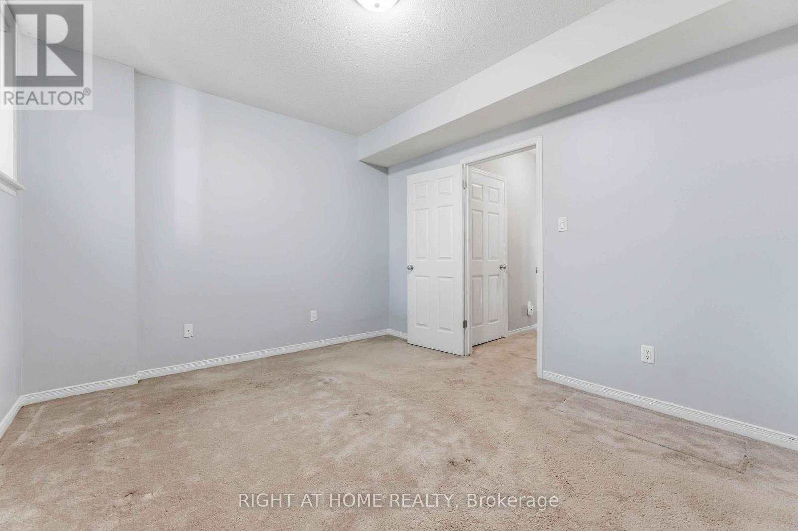 227 Keltie Private, Ottawa, ON