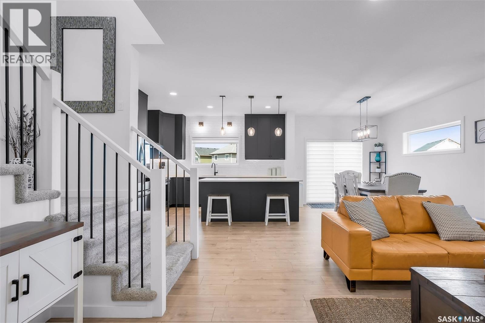 351 Aniskotaw Bend, Saskatoon, SK