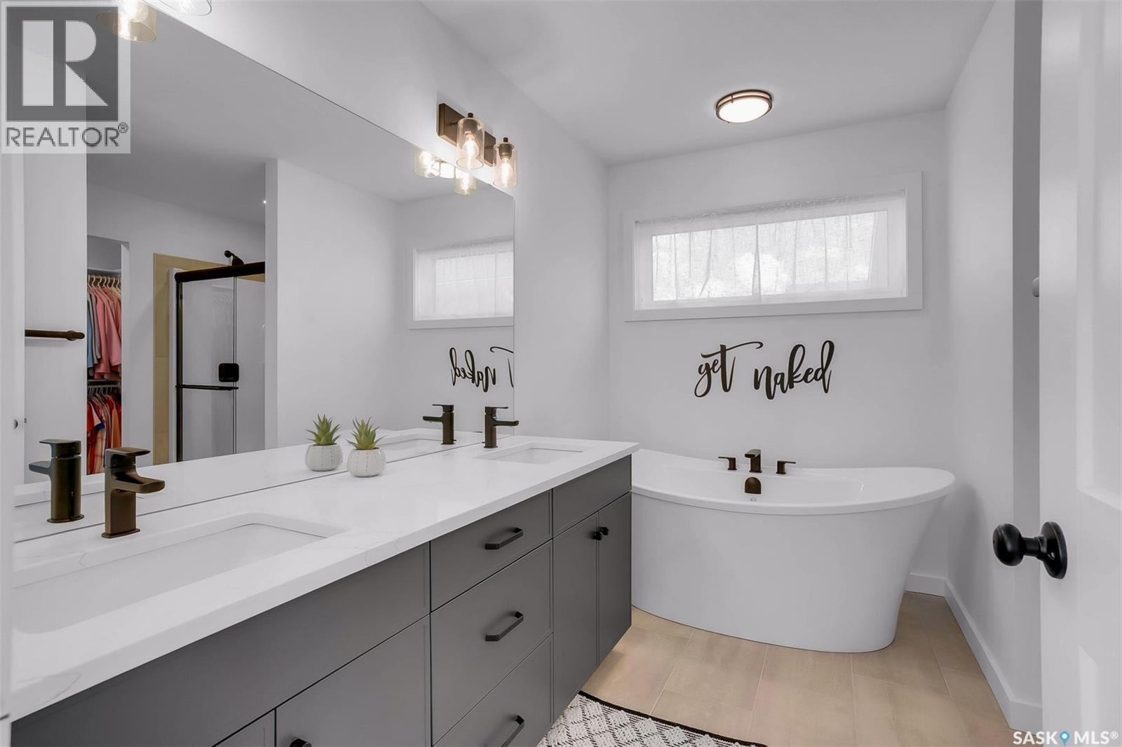 351 Aniskotaw Bend, Saskatoon, SK