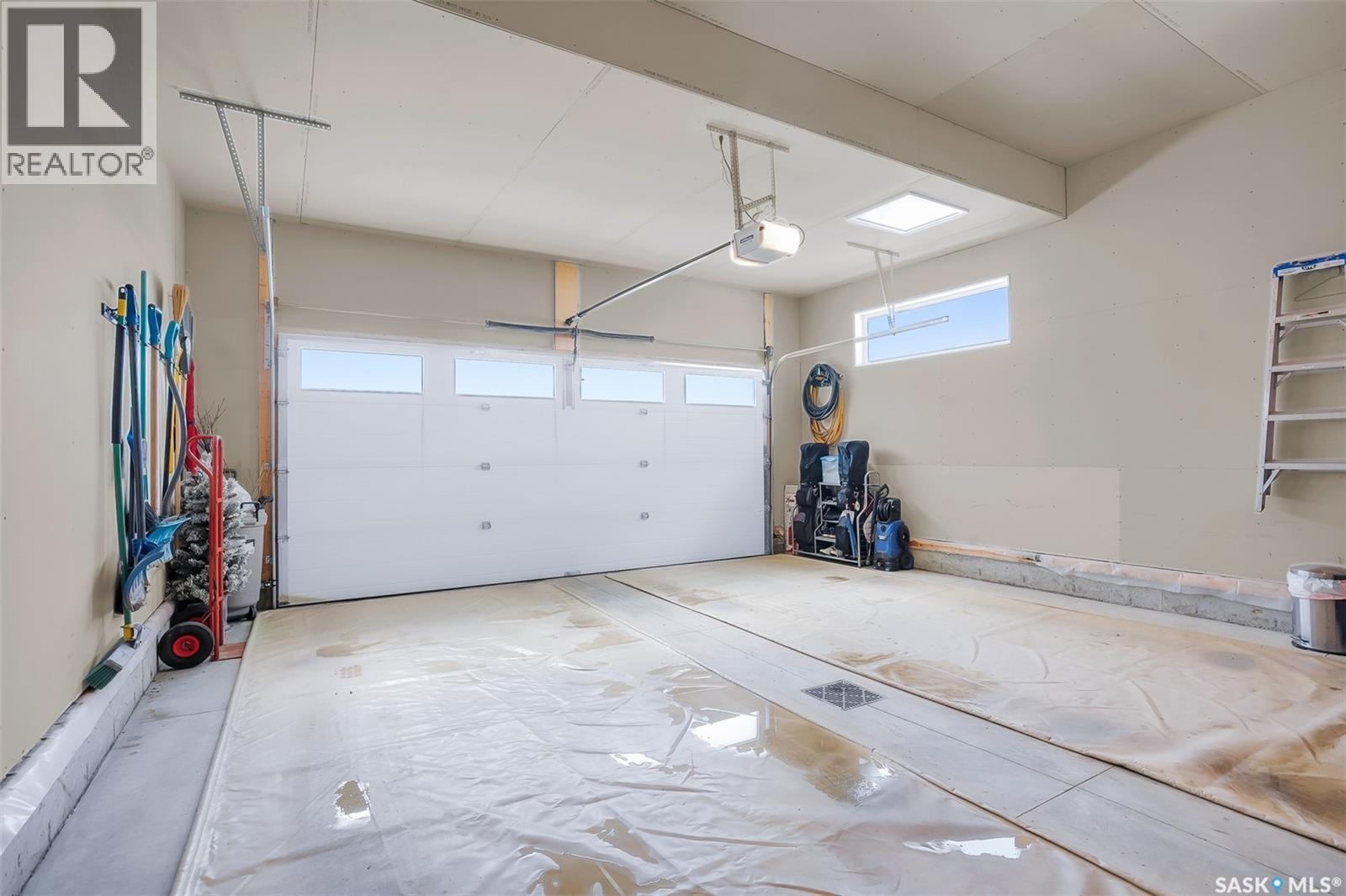 351 Aniskotaw Bend, Saskatoon, SK
