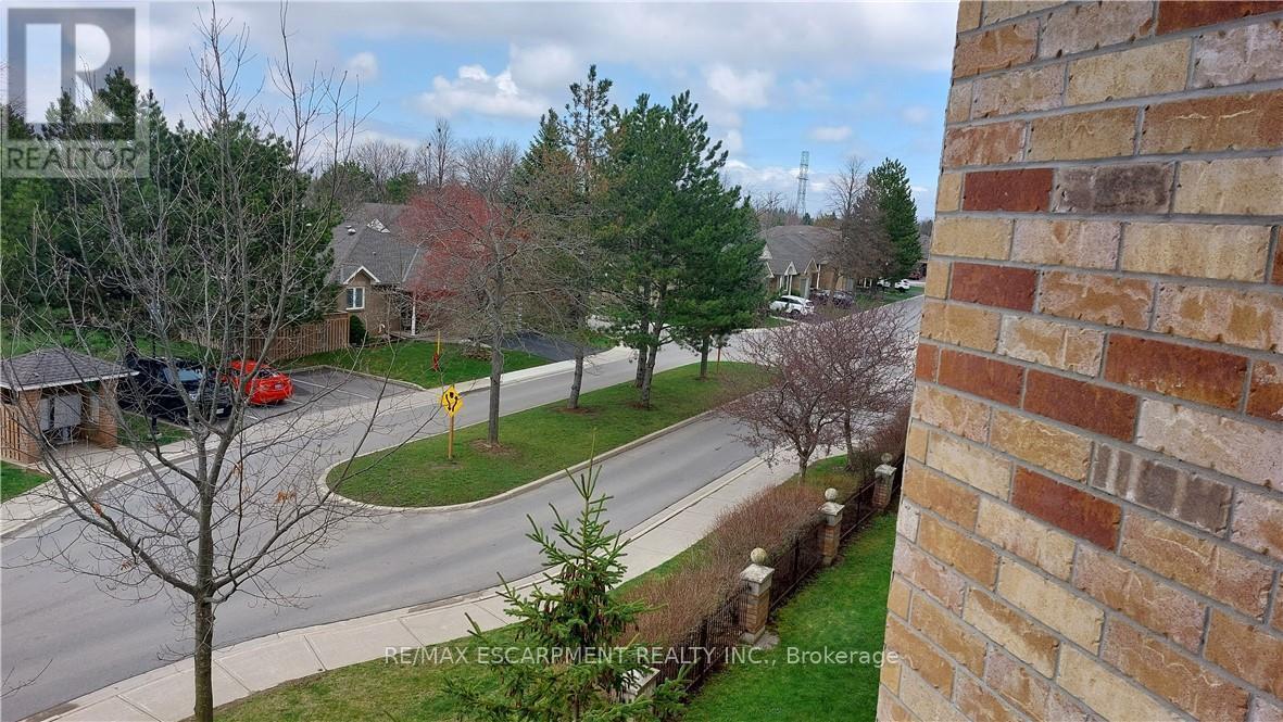 312 - 59 Critzia Drive, Hamilton, ON