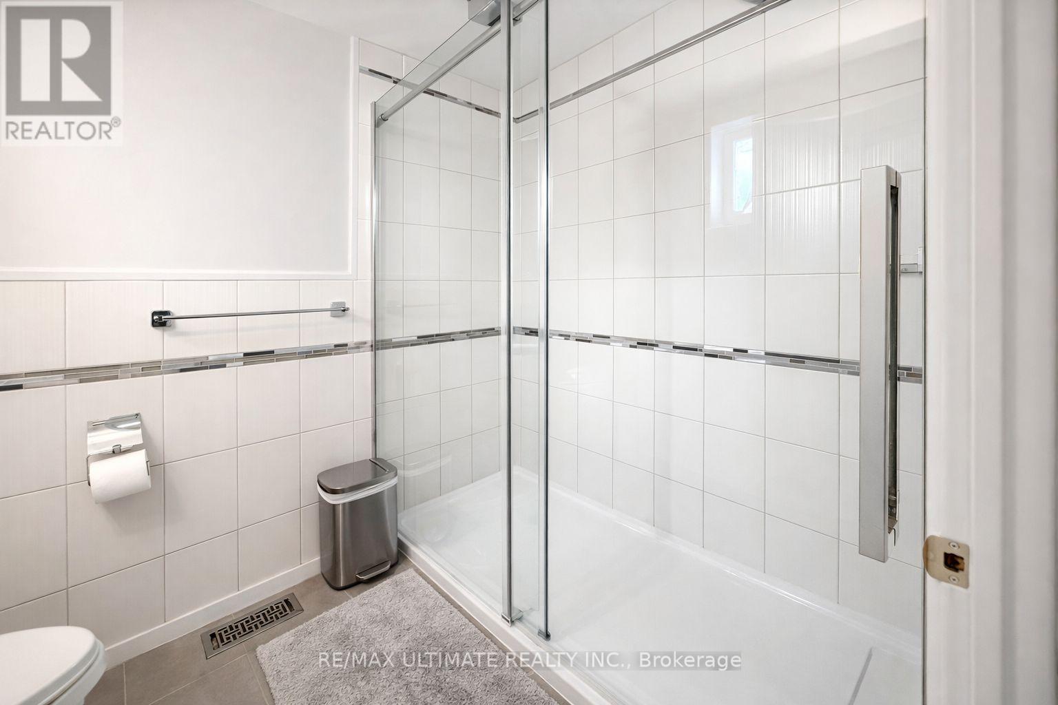 1819-1821 Avenue Road, Toronto, ON