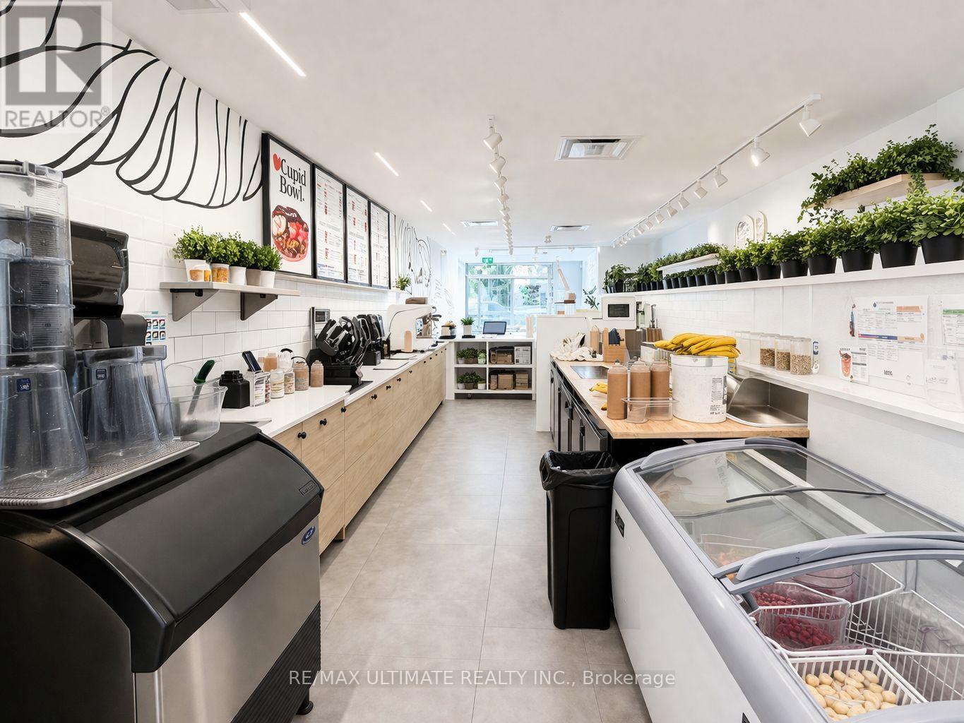 1819-1821 Avenue Road, Toronto, ON
