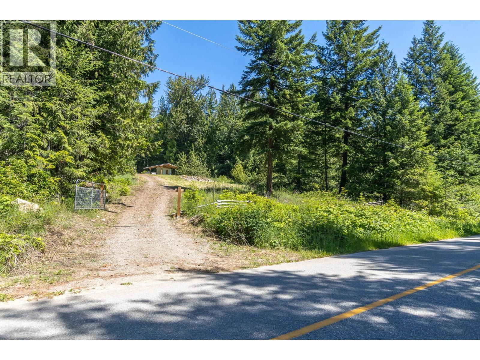 Sunnybrae Canoe Point Road Lot# 2, Tappen, BC