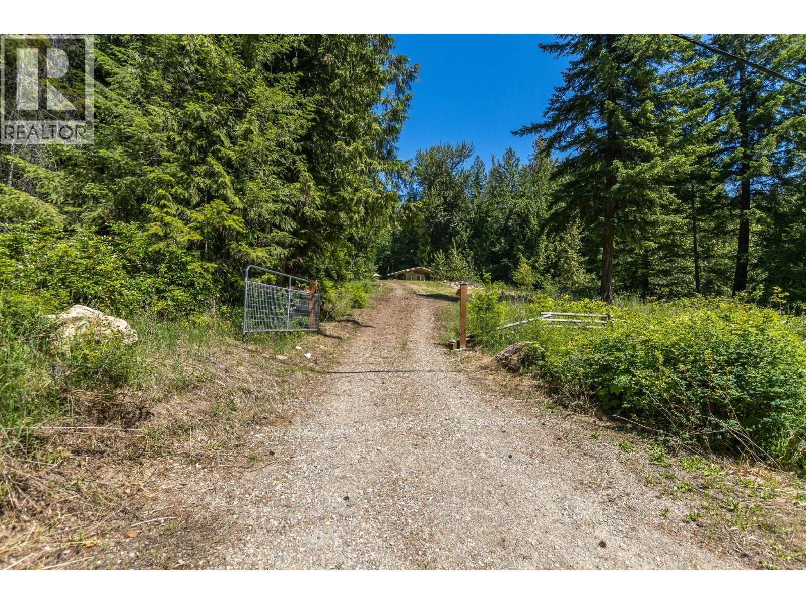 Sunnybrae Canoe Point Road Lot# 2, Tappen, BC