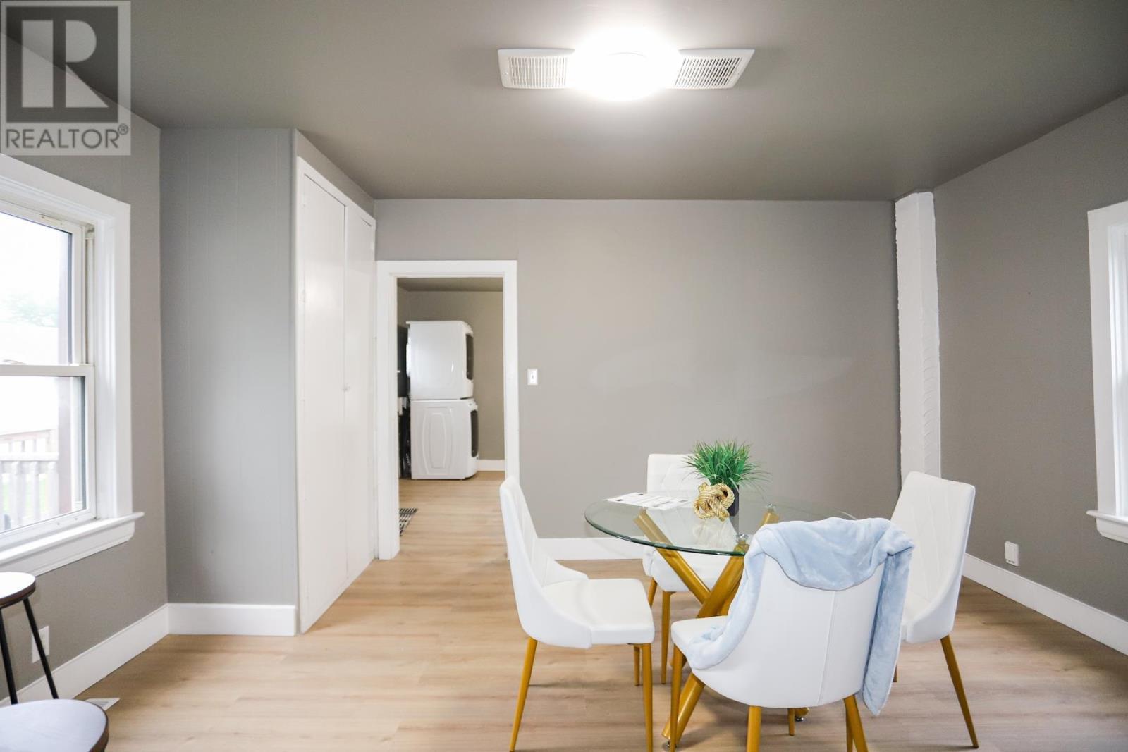 299 Goulais Ave, Sault Ste Marie, ON - Indoor Photo Showing Dining Room