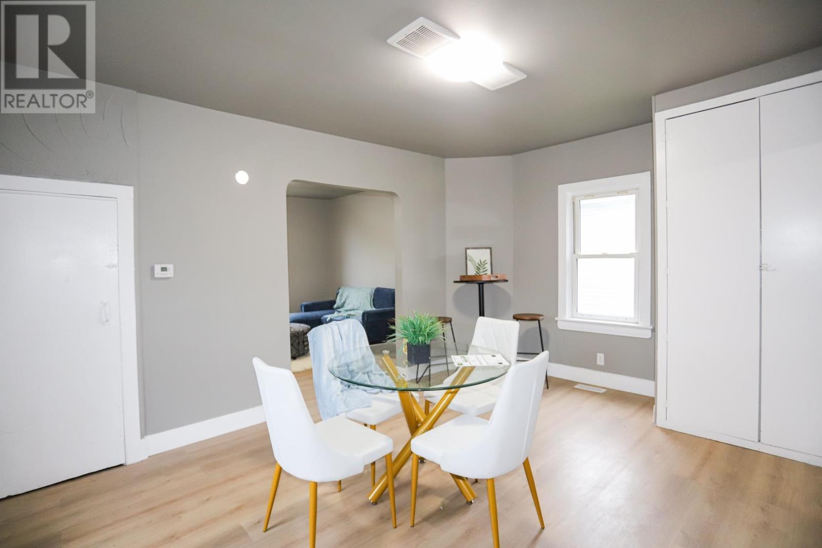299 Goulais Ave, Sault Ste Marie, ON - Indoor Photo Showing Dining Room
