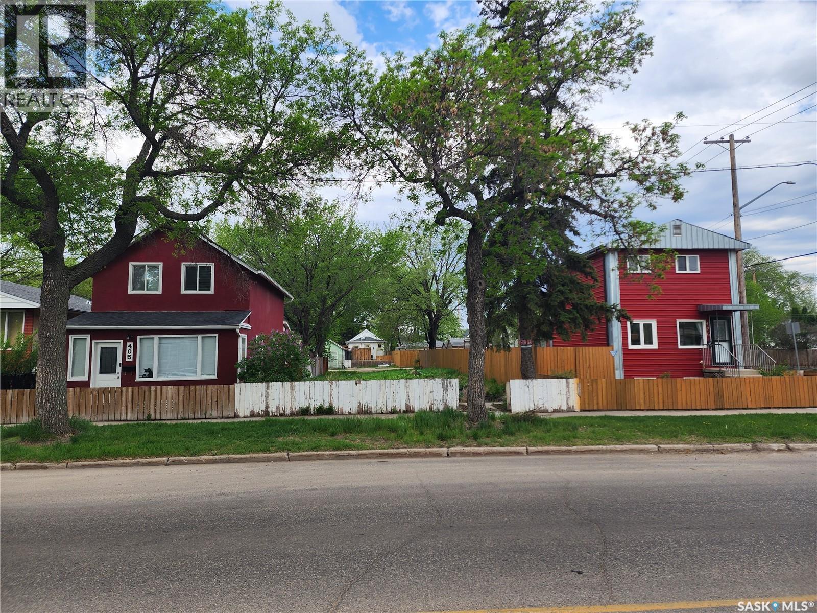 403 H Avenue S, Saskatoon, SK