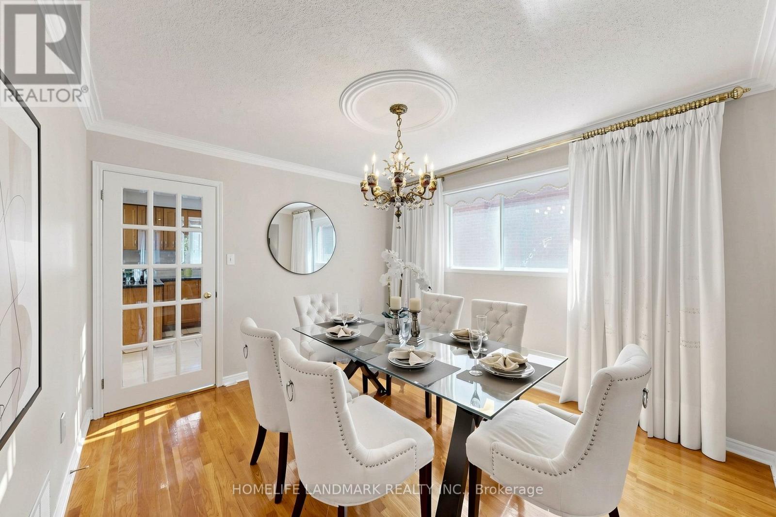 33 Dundee Crescent, Markham, ON