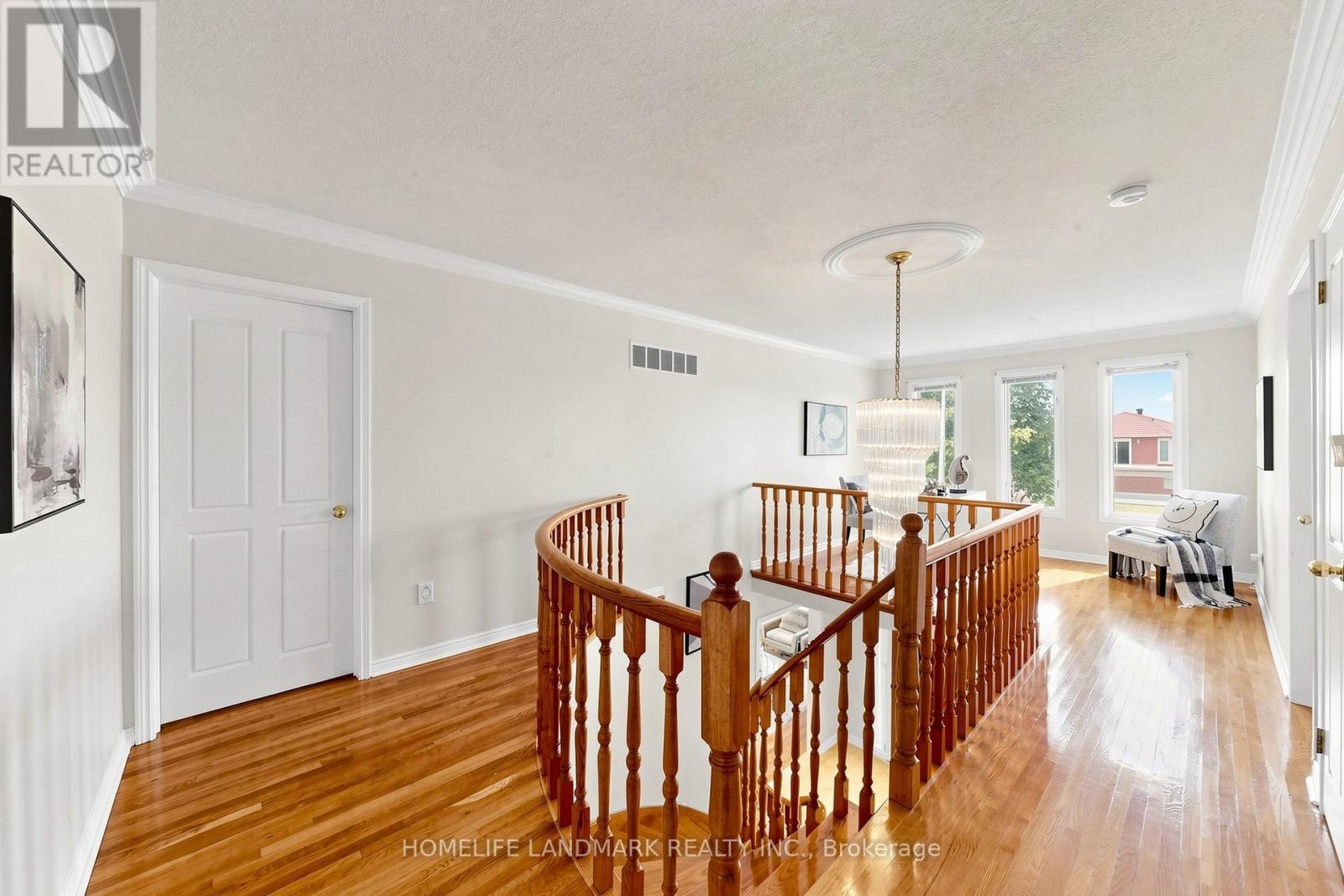 33 Dundee Crescent, Markham, ON