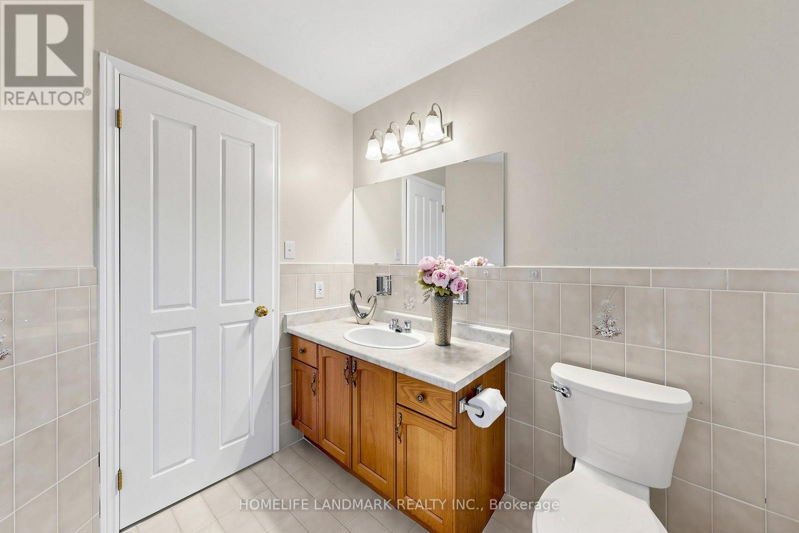 33 Dundee Crescent, Markham, ON