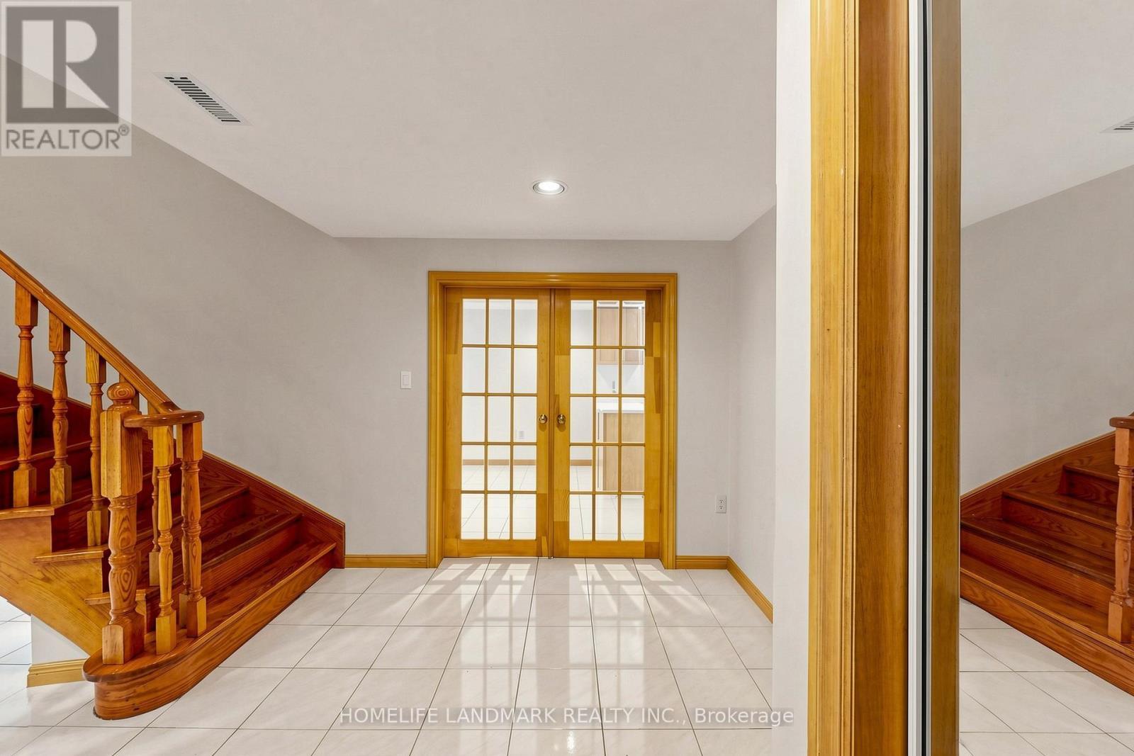33 Dundee Crescent, Markham, ON