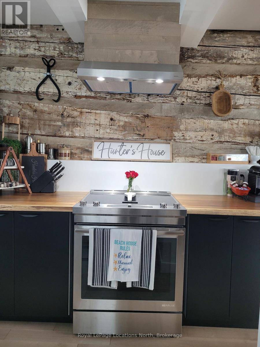 347 Balm Beach Road W, Tiny, ON