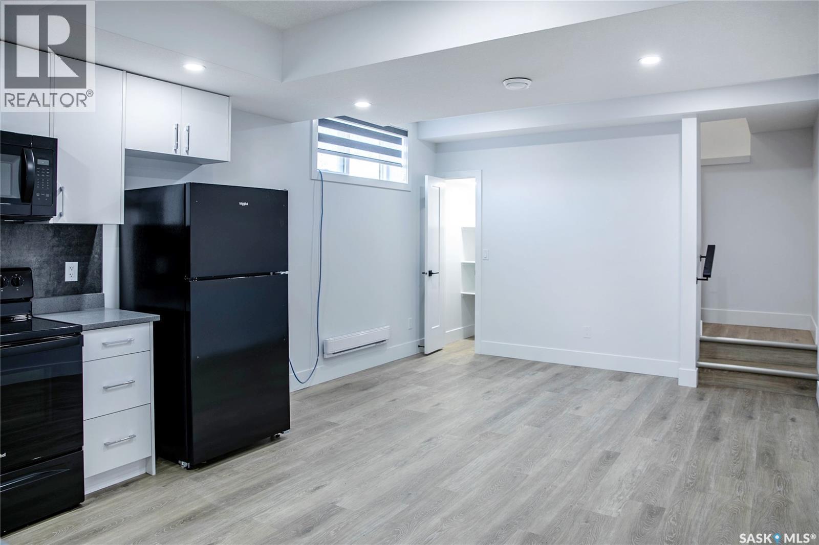 430 Nazarali Manor, Saskatoon, SK
