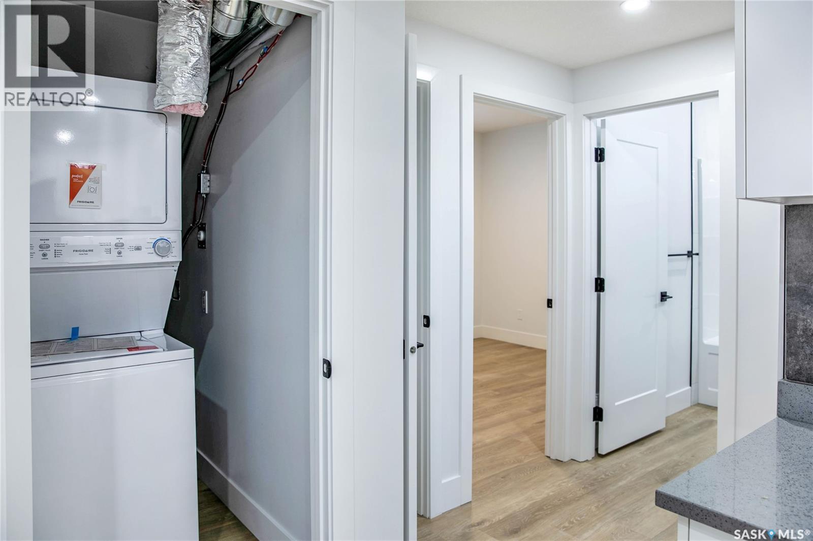 430 Nazarali Manor, Saskatoon, SK