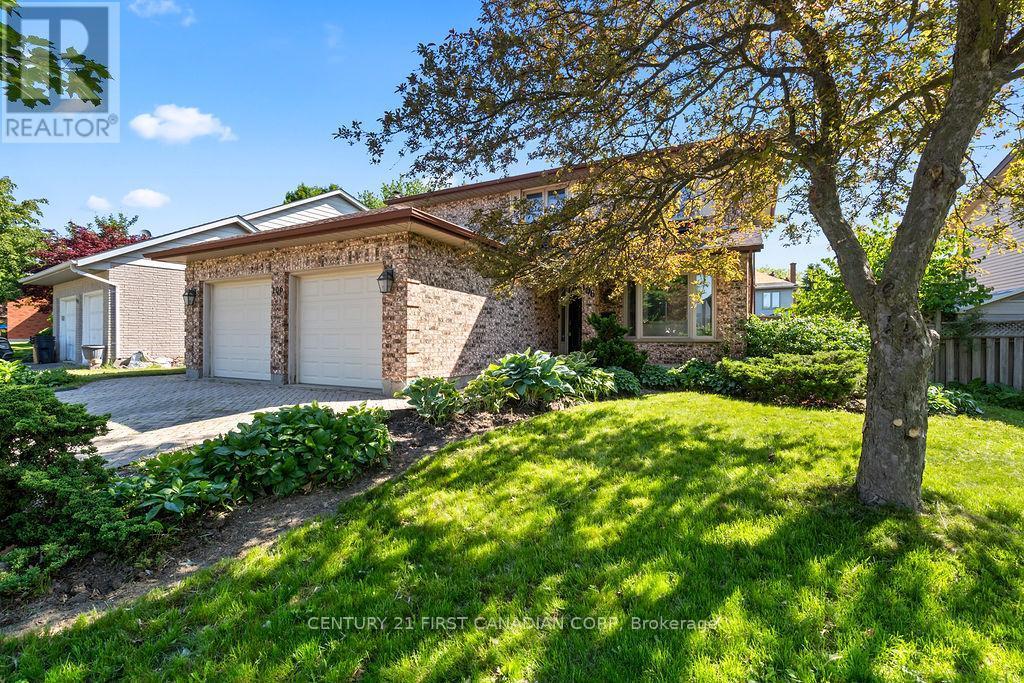 106 Pine Valley Drive, London South (South N), ON