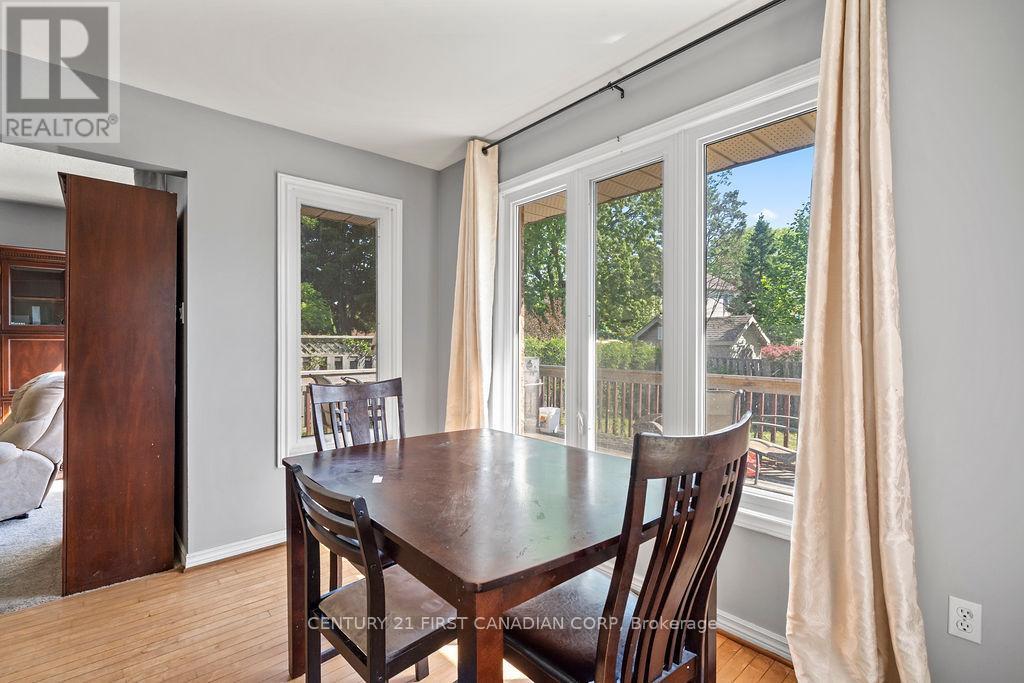 106 Pine Valley Drive, London South (South N), ON