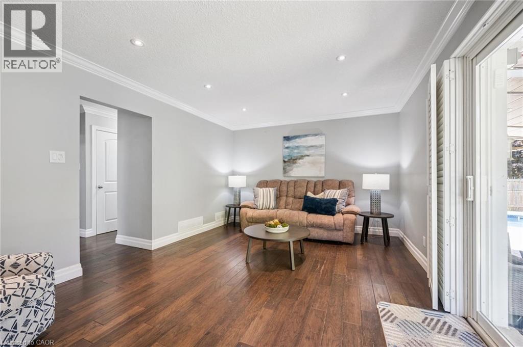 31 Glen Lake Crescent, Kitchener, ON