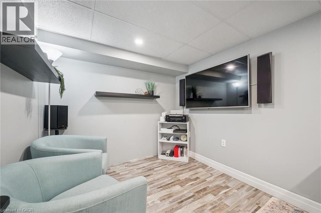 31 Glen Lake Crescent, Kitchener, ON
