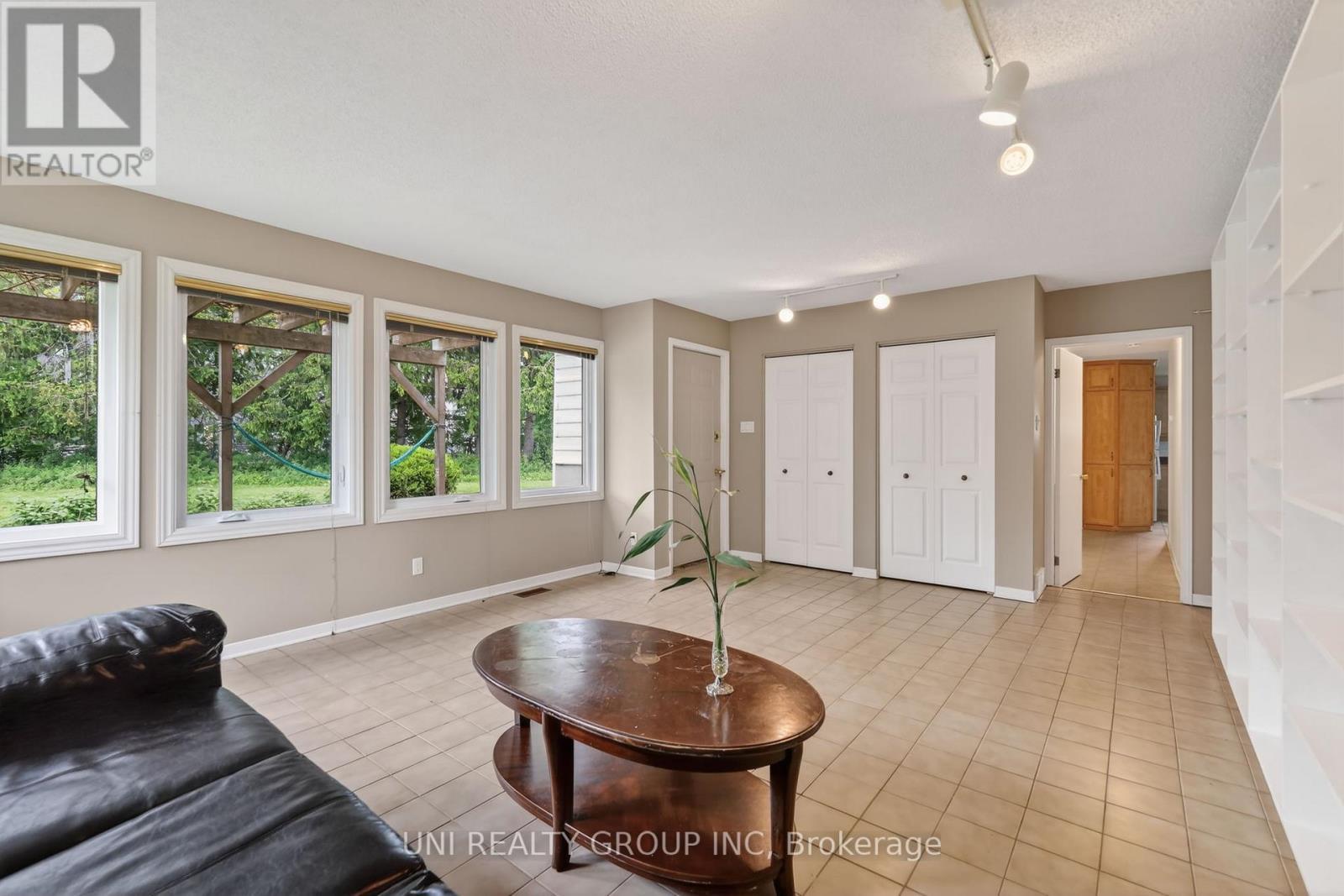 2554 Egan Road, Ottawa, ON