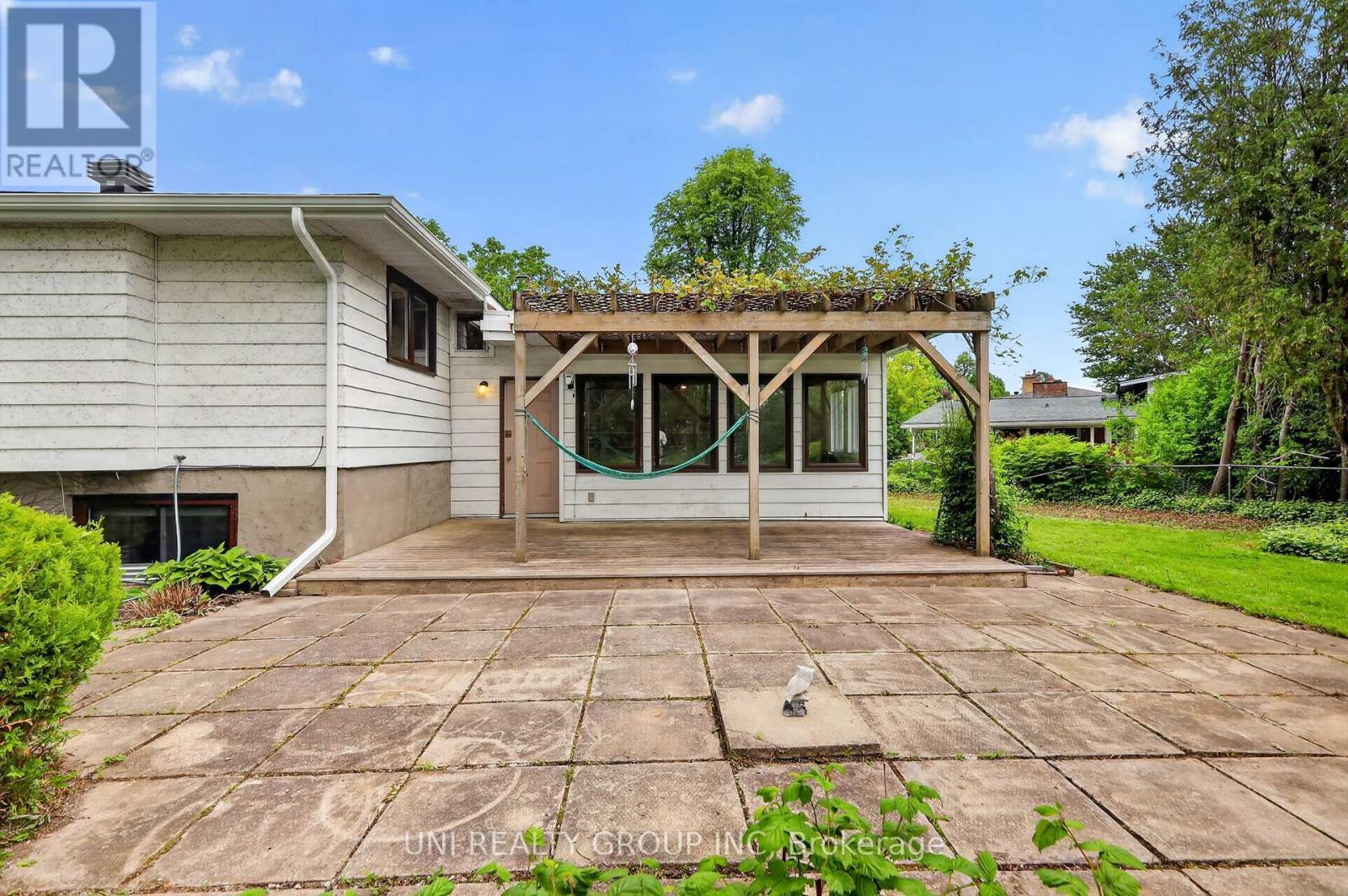 2554 Egan Road, Ottawa, ON