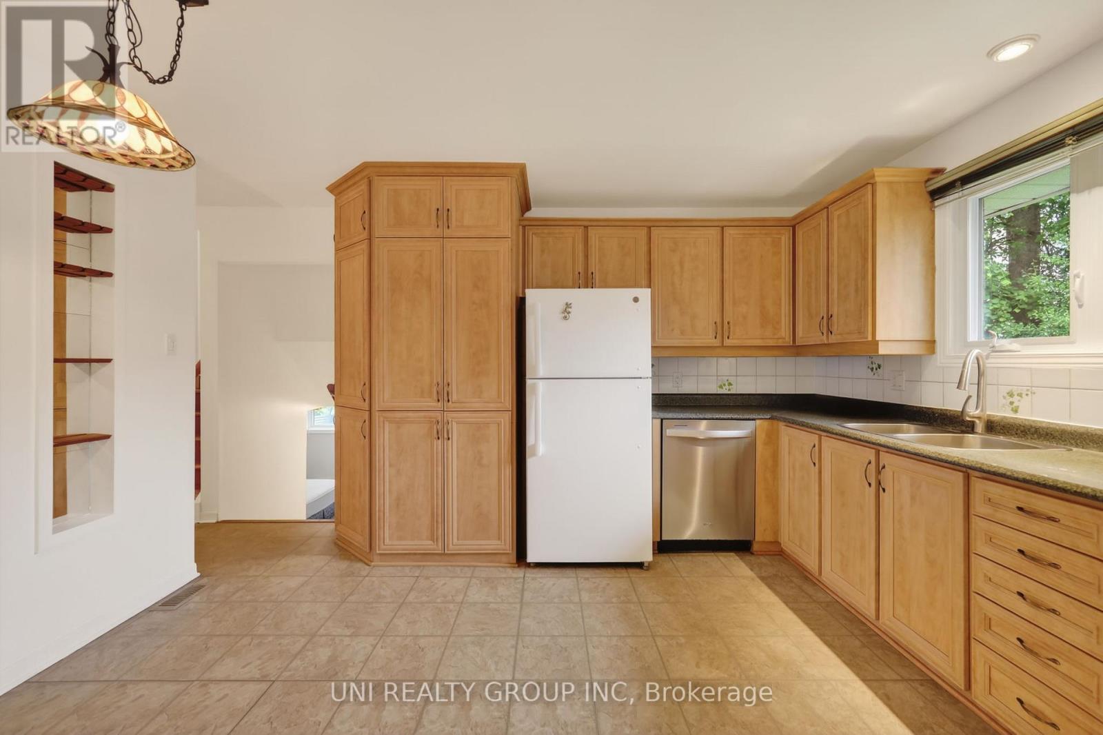 2554 Egan Road, Ottawa, ON
