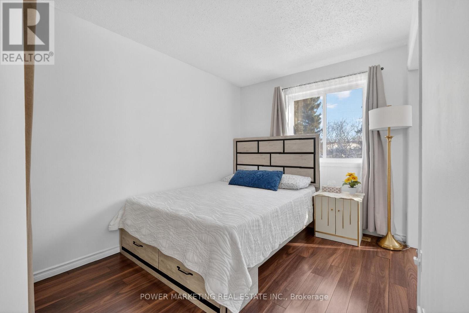 104 Bannerhill, Ottawa, ON