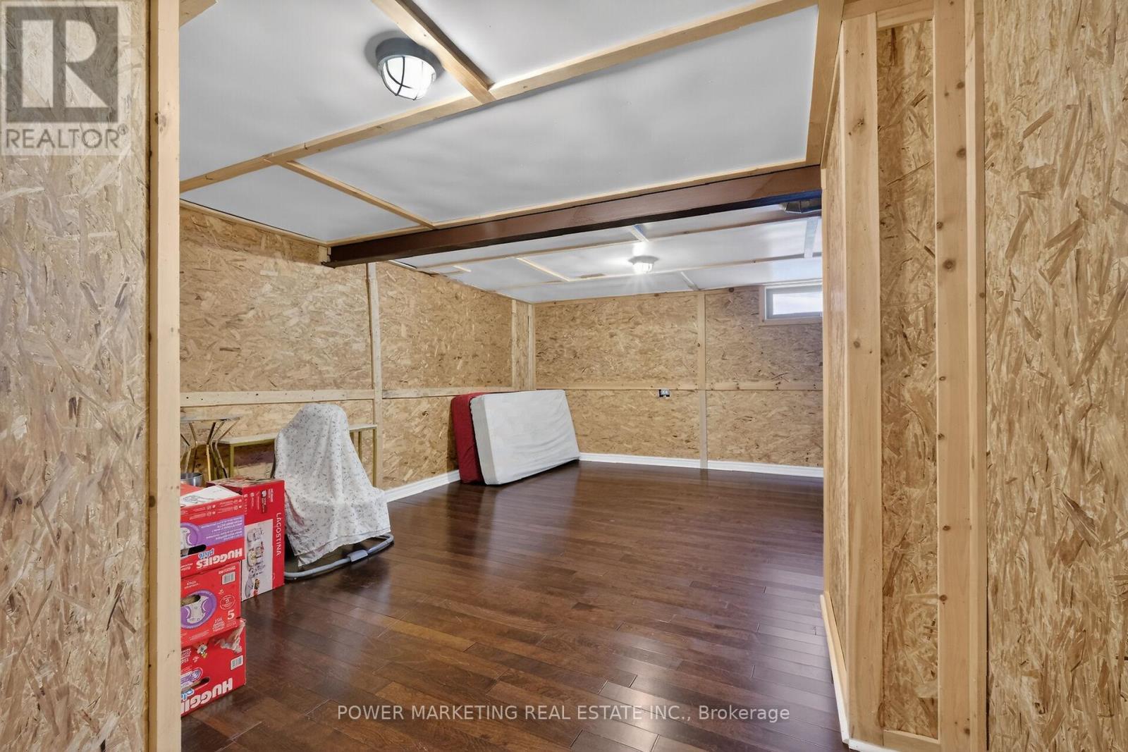 104 Bannerhill, Ottawa, ON