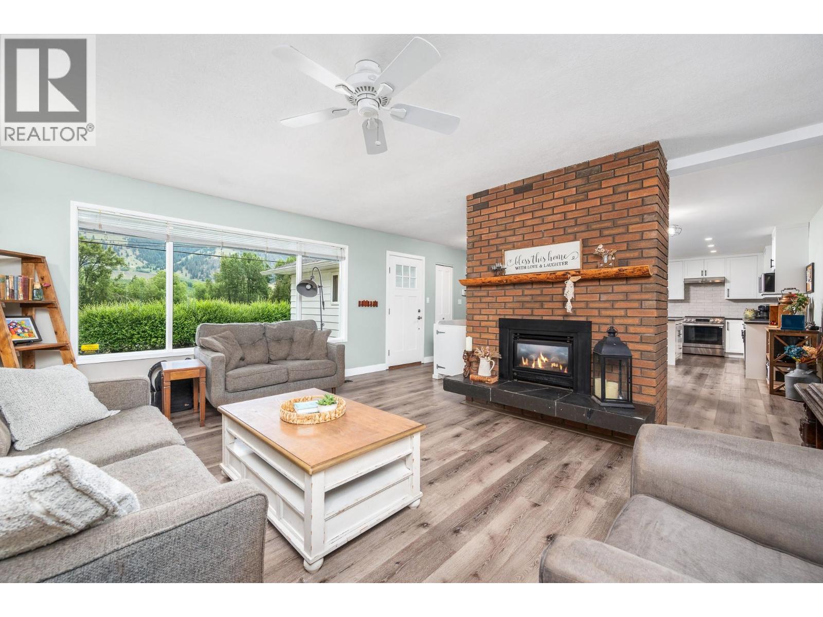 Bright living area upon entry - 6596 Lavington Way, Coldstream, BC