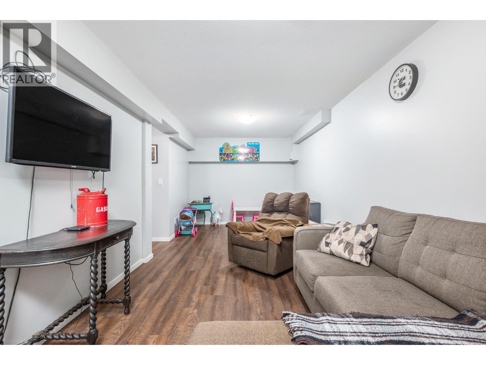 Recreation area in basement - 6596 Lavington Way, Coldstream, BC
