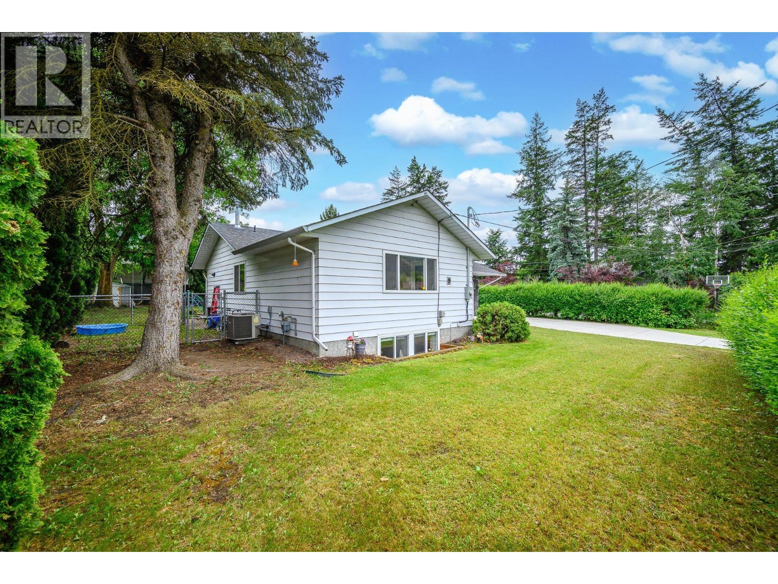 6596 Lavington Way, Coldstream, BC